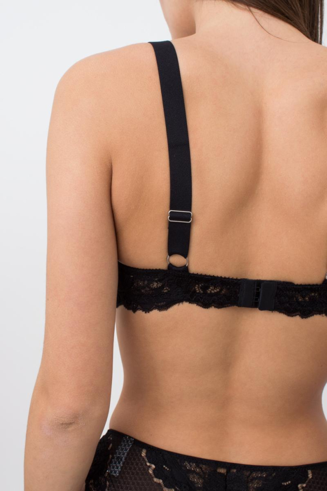 Мереживний бюстгальтер з формованими чашками Sweet plum 1152/32 Giulia (black)