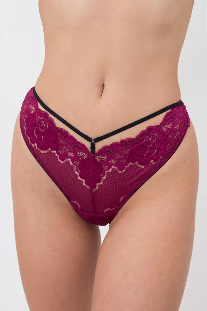 Кружевные трусы стринги Sweet plum 2107/31 Giulia (plum)