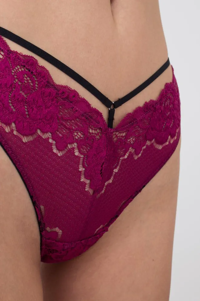 Кружевные трусы стринги Sweet plum 2107/31 Giulia (plum)