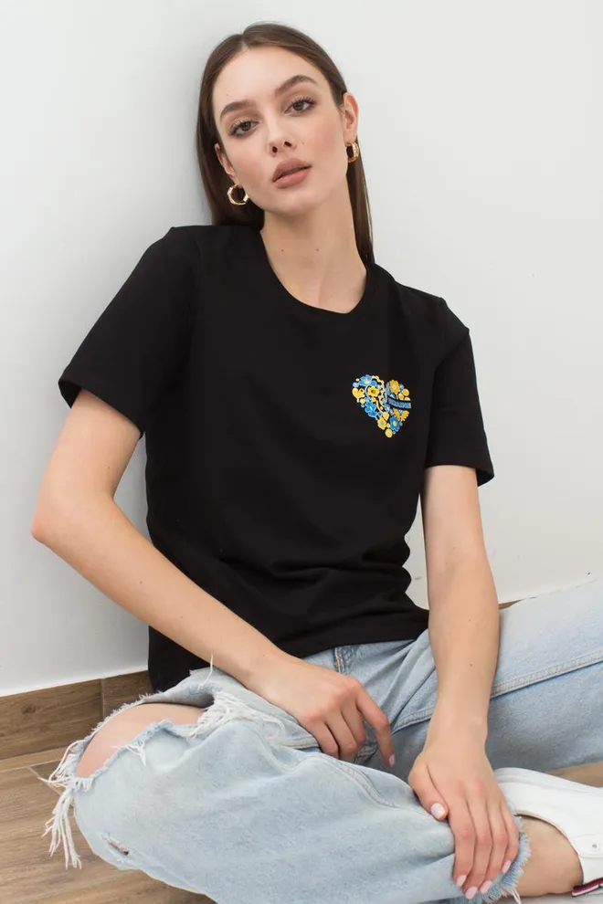 Футболка жіноча T-shirt print 4802/60 Giulia (black/heart)