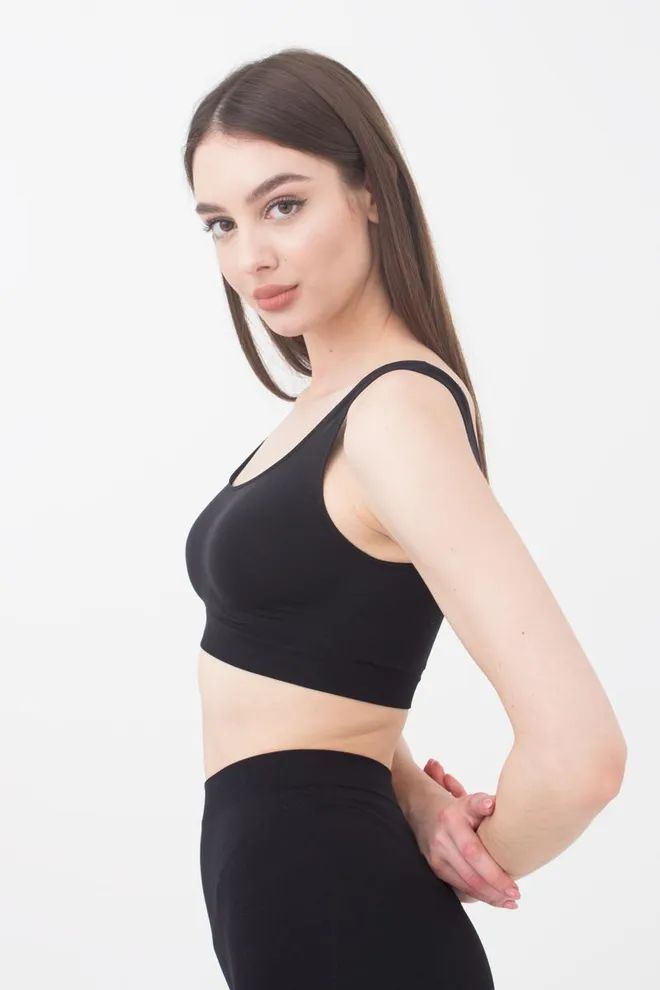 Безшовний топ на широких бретелях Tank top Giulia (black), чорний
