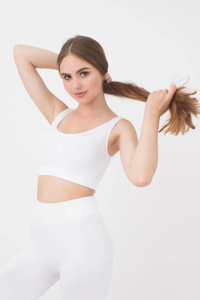 Безшовний топ на широких бретелях Tank top Giulia (white), білий