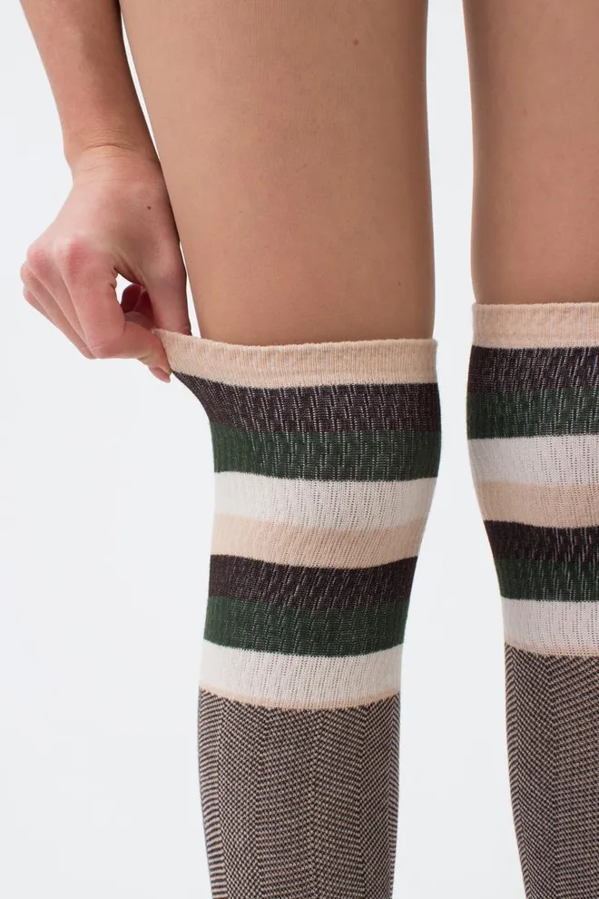 Гольфи ботфорти бавовняні з малюнком WB1 fashion strong 003 Giulia (powder puff)