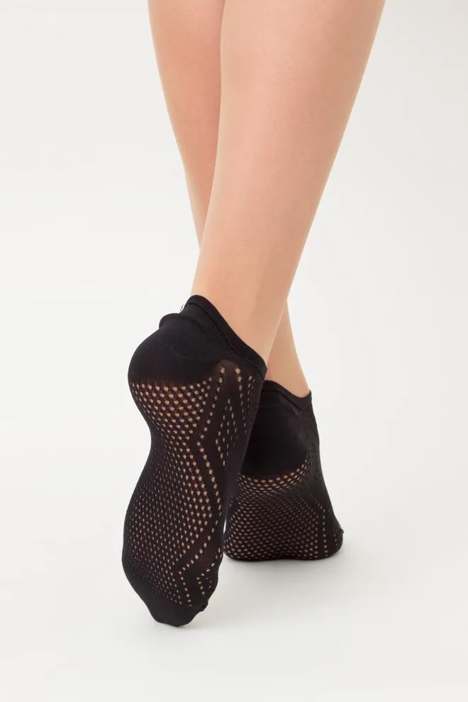 Шкарпетки жіночі класичні ажурні WS0 AIR PA 004 Giulia (nero)