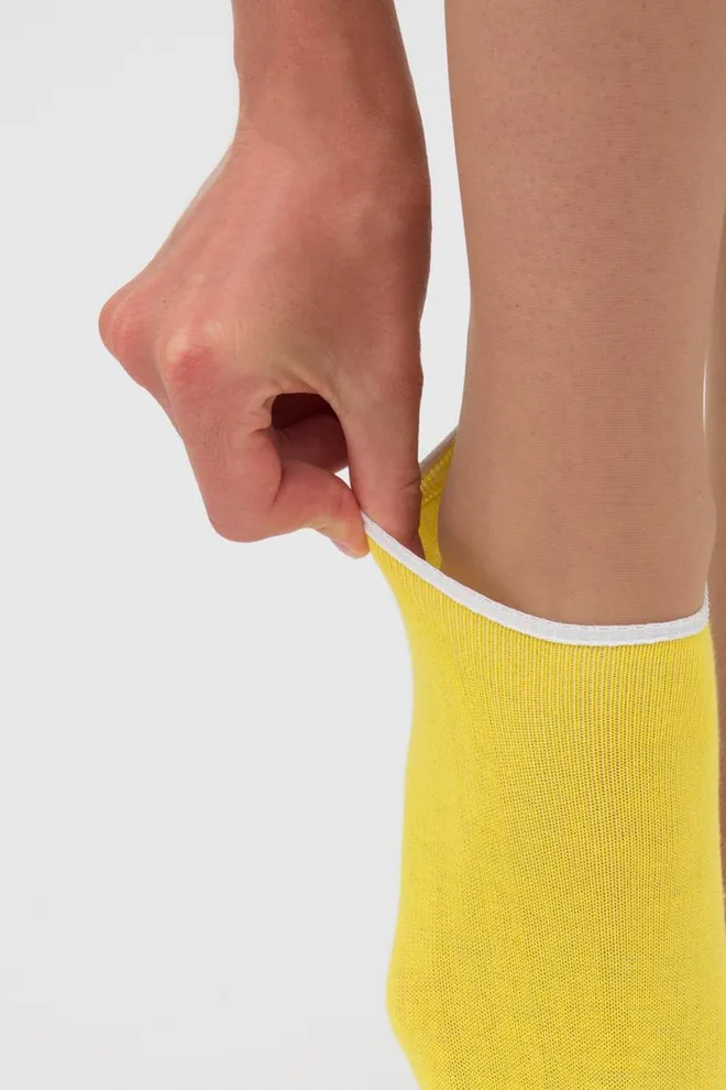 Жіночі шкарпетки слідки Ws0 classic Giulia (light yellow)