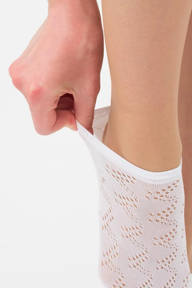 Носки женские невидимые c ажурным рисунком спортивные WS1 Air Pa 001 Giulia (bianco)