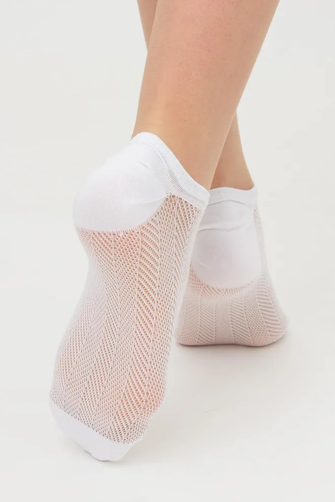 Шкарпетки жіночі невидимі з ажурним малюнком спортивні WS1 Air Pa 003 Giulia (bianco)