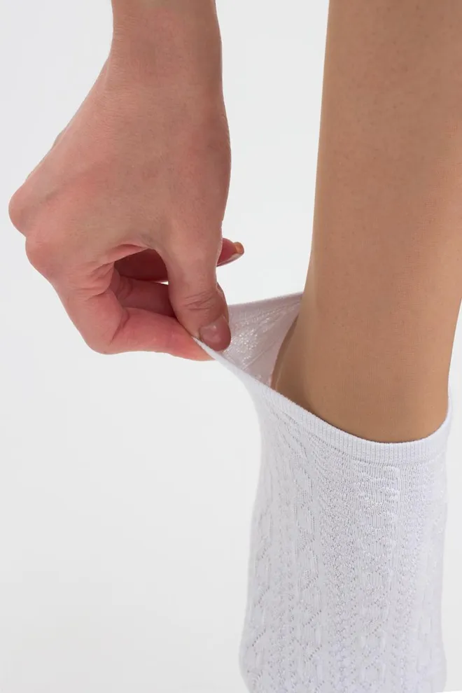 Жіночі короткі шкарпетки з візерунком Ws1 Soft Background 001 Giulia (white)