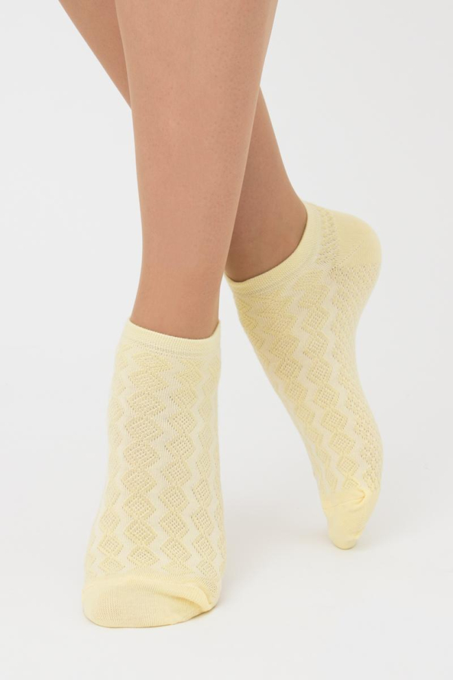 Жіночі короткі шкарпетки з візерунком Ws1 Soft Background 003 Giulia (light yellow)