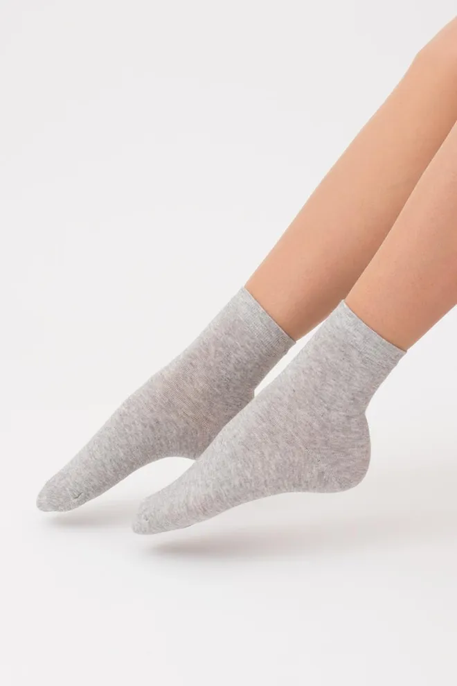 Шкарпетки жіночі Ws2 Classic Giulia (light grey melange)