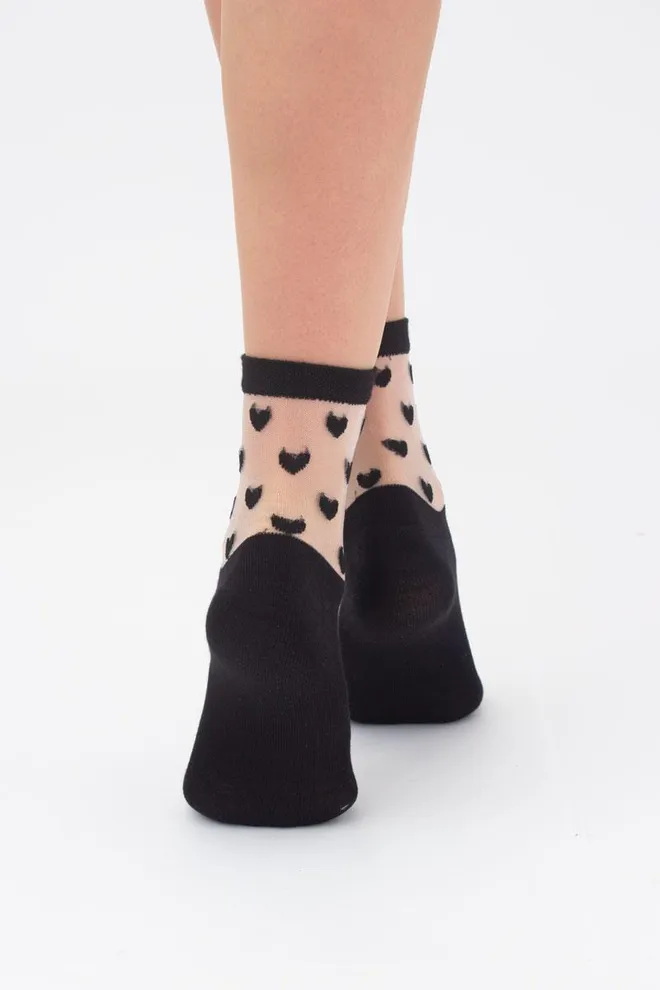 Шкарпетки жіночі класичні в сердечко WS2 cristal 008 Giulia (nero)