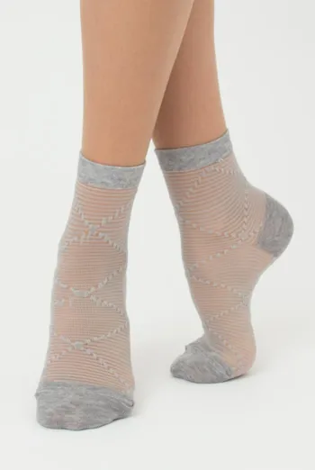 Шкарпетки жіночі класичні Ws2 cristal 049 Giulia (light grey melange)