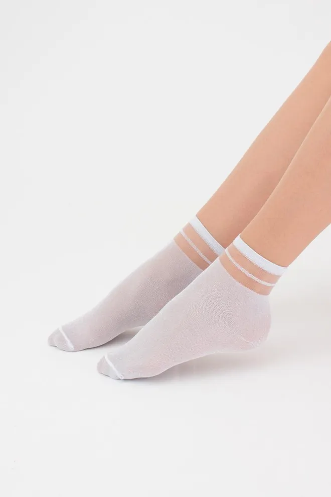 Шкарпетки жіночі короткі WS2 cristal lurex pa 001 Giulia (bianco)