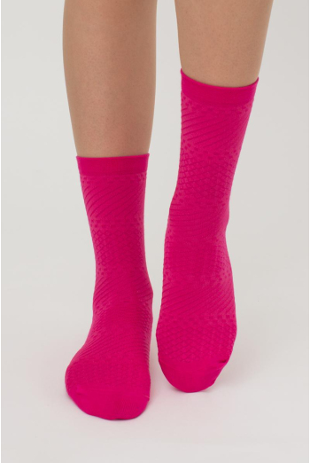 Женские высокие носки с фактурным узором WS3 BACKGROUND 003 Giulia (fuchia), розовый Женские высокие носки с фактурным узором WS3 BACKGROUND 003 Giulia (fuchia), розовый