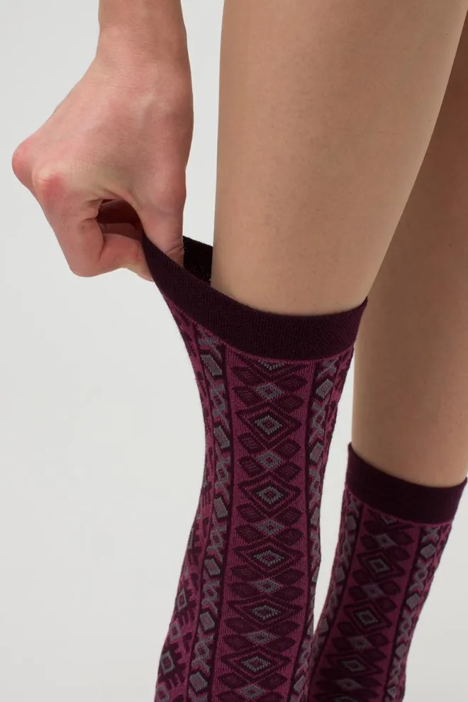 Жіночі високі шкарпетки з візерунком Ws3 Background 005 Giulia (vintage grape/fuchia)