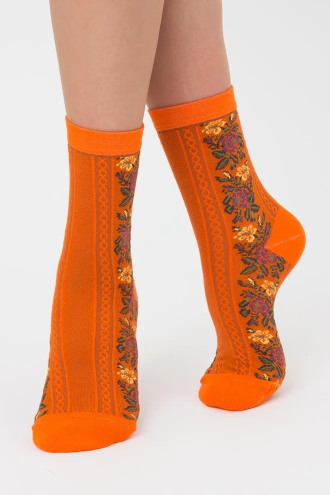 Шкарпетки жіночі класичні з орнаментом Ws3 Background 007 Giulia (orange)