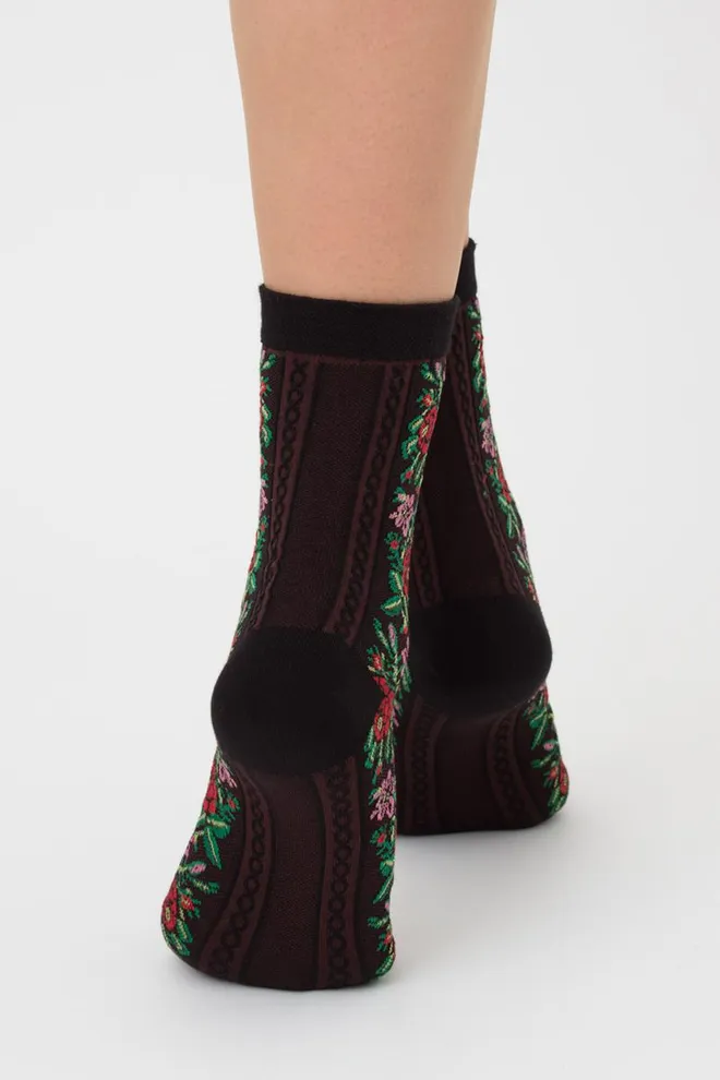 Носки женские классические с орнаментом Ws3 Background 007 Giulia (black), черный