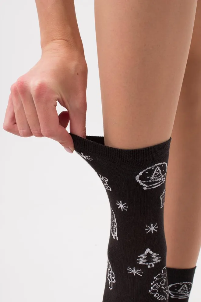 Носки женские классические с новогодним принтом Ws3 New Year 2112 Giulia (pirate black)