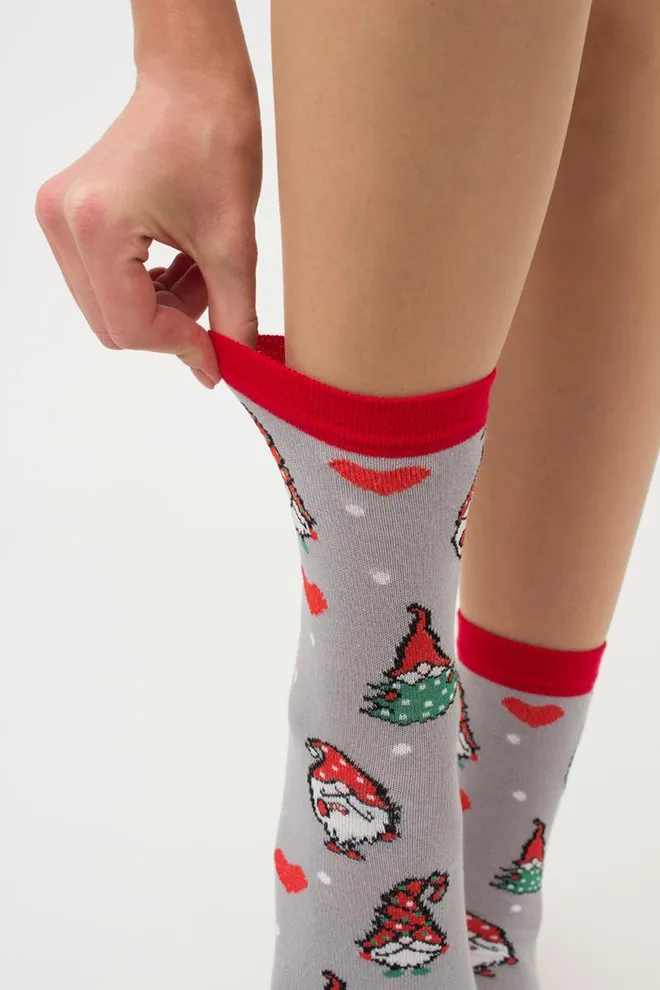 Носки женские классические с принтом Ws3 New Year 2303 Giulia (silver)