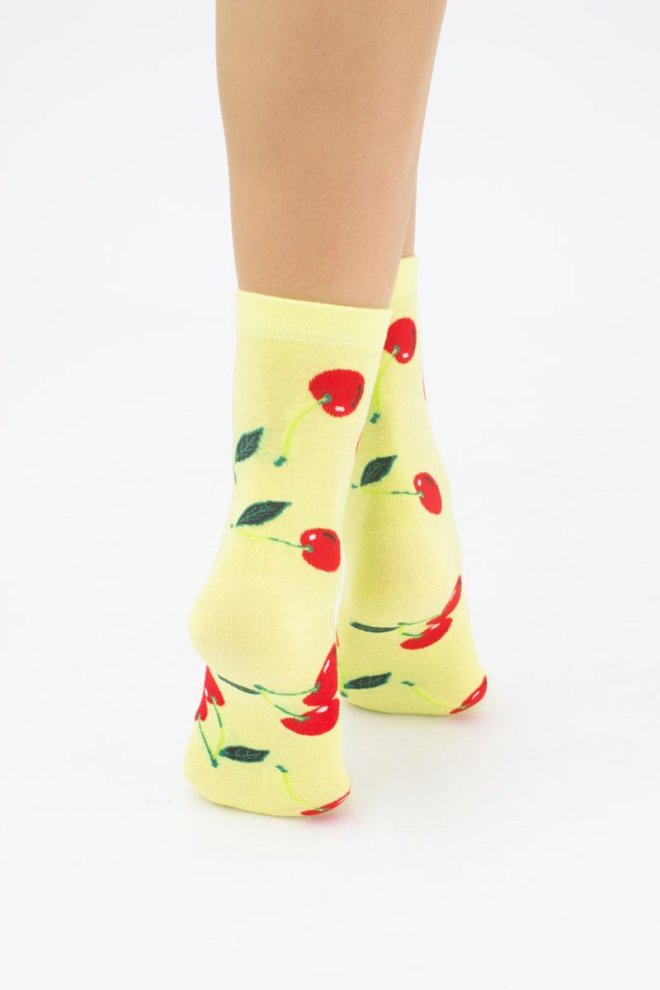 Шкарпетки жіночі класичні з фруктами WS3 soft berry 006 Giulia (lemon)