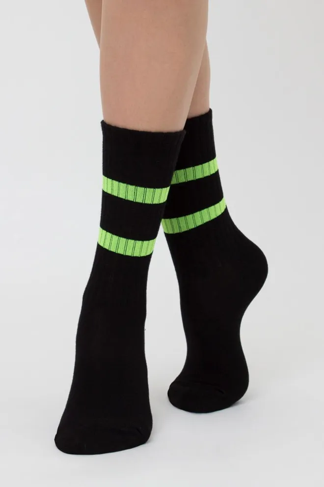Шкарпетки жіночі класичні Ws3 soft neon 002 Giulia (black/yellow)