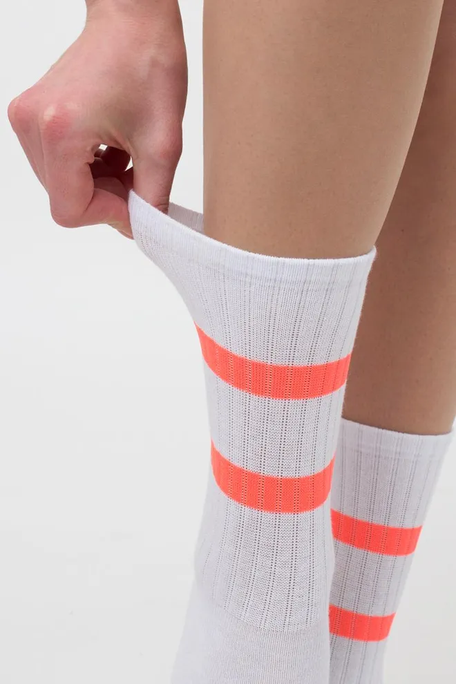 Шкарпетки жіночі класичні Ws3 soft neon 002 Giulia (white/orange)