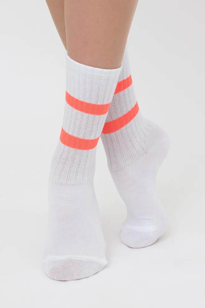 Шкарпетки жіночі класичні Ws3 soft neon 002 Giulia (white/orange)