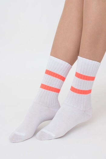 Шкарпетки жіночі класичні Ws3 soft neon 002 Giulia (black/orange)