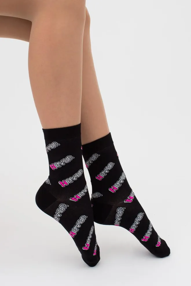 Шкарпетки жіночі класичні з написом WS3 text 002 Giulia (black)