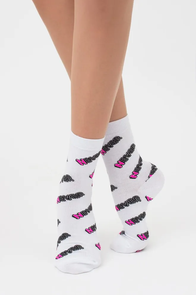 Носки женские классические с надписью WS3 text 002 Giulia (white)