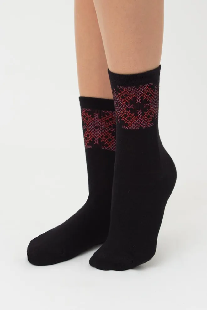 Шкарпетки жіночі класичні з принтом WS3 Ukr 002 Giulia (black/red)