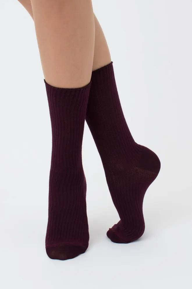 Шкарпетки жіночі високі в рубчик WS4 rib Giulia (vintage grape)