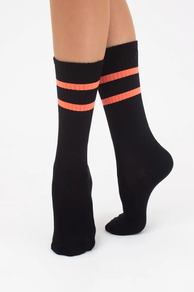 Шкарпетки жіночі високі Ws4 soft neon 002 Giulia (black/orange)