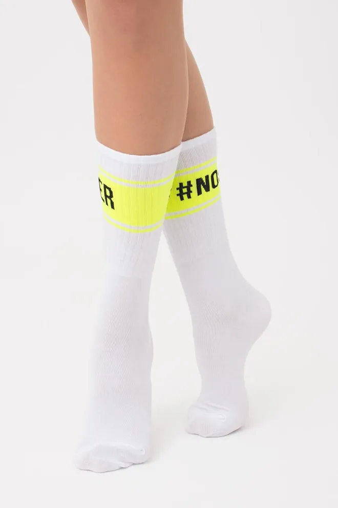 Шкарпетки жіночі високі з принтом WS4 text strong 012 Giulia (white/yellow neon)