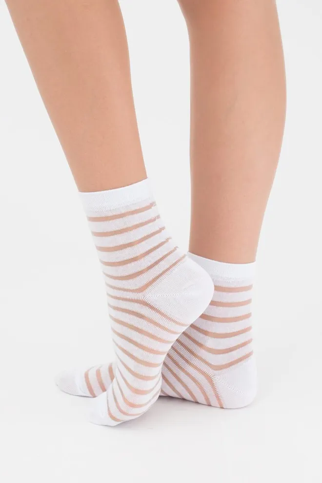 Шкарпетки жіночі класичні в смужку WSM-002 Giulia (bianco), білий