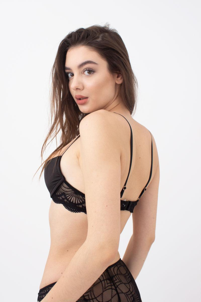 Бюстгальтер з формованими чашками Xmas lace 1142/72 Giulia (black)