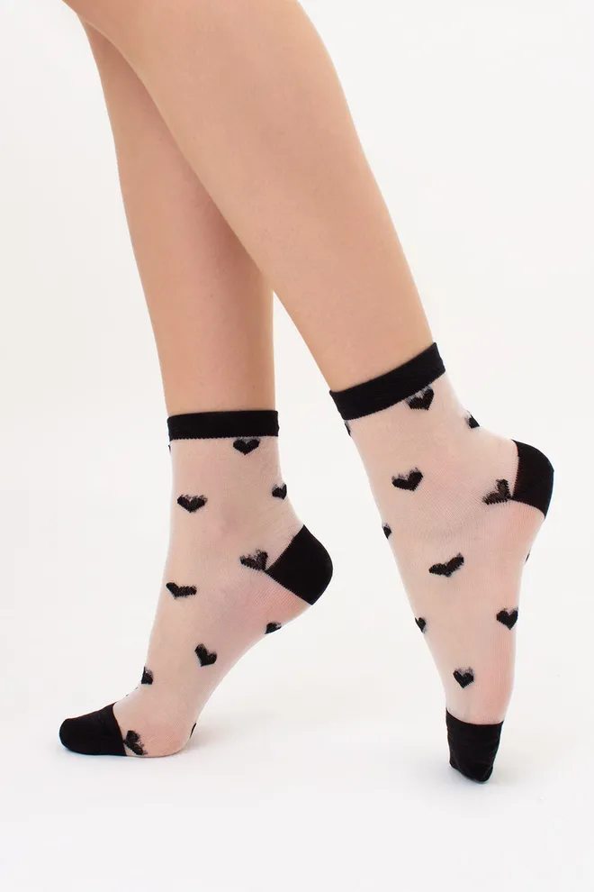 Прозорі жіночі шкарпетки в сердечках WS2 CRISTAL 074 Giulia (black), чорний