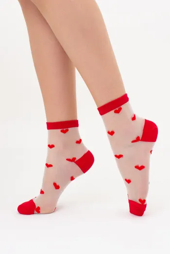 Прозрачные женские носки в сердечках WS2 CRISTAL 074 Giulia (red), красный Прозрачные женские носки в сердечках WS2 CRISTAL 074 Giulia (red), красный