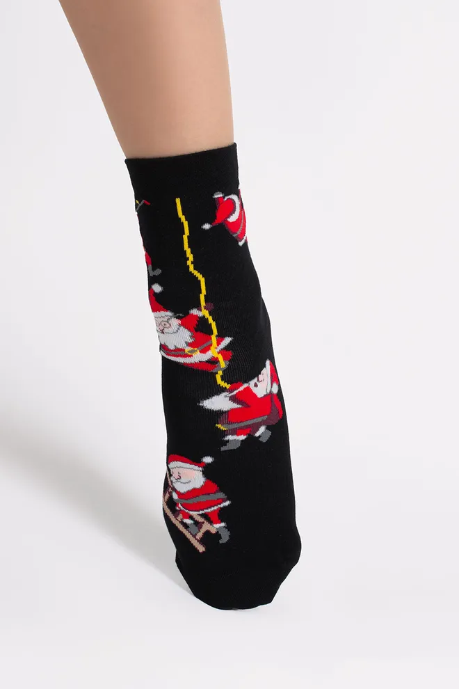 Жіночі шкарпетки новорічні з Сантами WS3 NEW YEAR 2601 Giulia (black), чорний