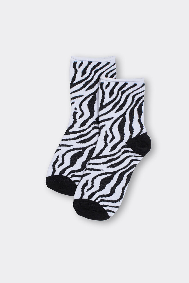 Жіночі шкарпетки Зебра WS2 FASHION 2504 Giulia (black/white), чорний/білий