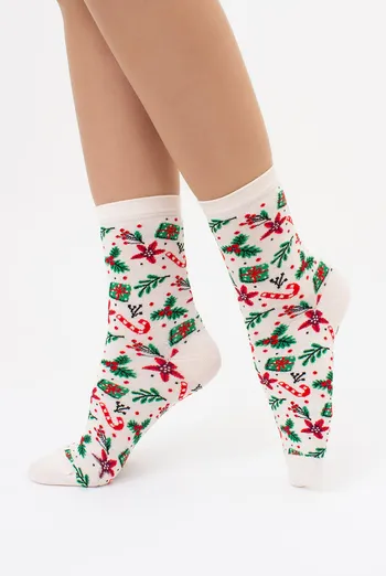 Носки женские с новогодней тематикой WS3 NEW YEAR 2409 Giulia (powder puff), бежевый Носки женские с новогодней тематикой WS3 NEW YEAR 2409 Giulia (powder puff), бежевый