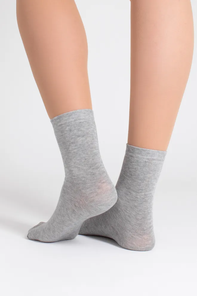 Носки женские классические (2 пары) WS3 CLASSIC Giulia (light grey melange), серый