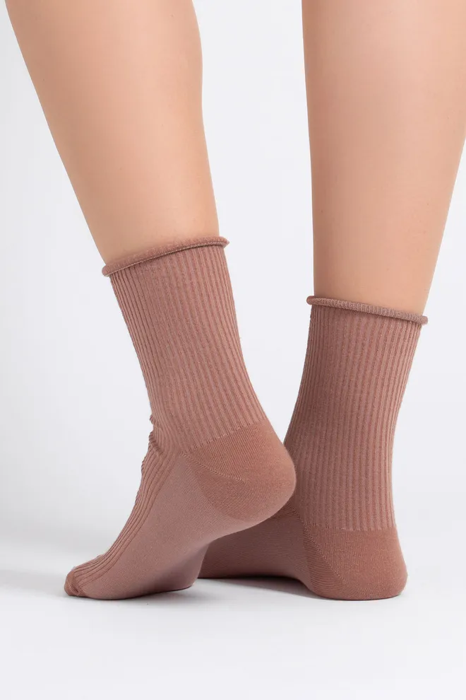 Женские носки в рубчик WS3 FASHION 060 Giulia (mocha mousse), коричневый