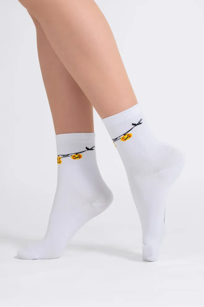Жіночі шкарпетки з малюнком WS3 HALLOWEEN 2506 Giulia (white), білий