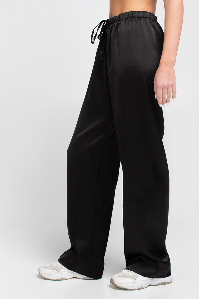 Широкие шелковые штаны ROYAL SILK 4332/050 Giulia (black), черный