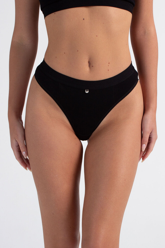 Бавовняні стрінги в рубчик URBAN RIB 2115/60 Giulia (black), чорний