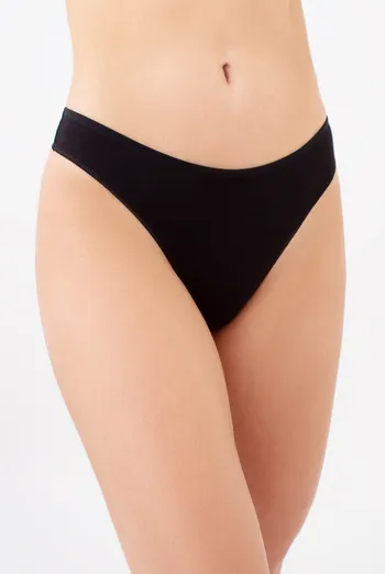 Женские трусики стринги LEILA 2102/60 Giulia (black), черный