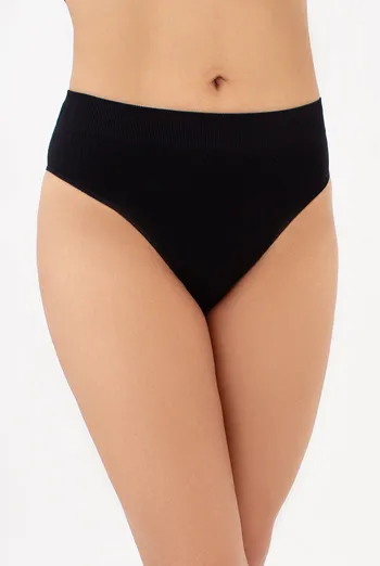 Трусики бразилиана с фактурным узором косичка BRASILIAN BRIEFS BRAID Giulia (black), черный Трусики бразилиана с фактурным узором косичка BRASILIAN BRIEFS BRAID Giulia (black), черный