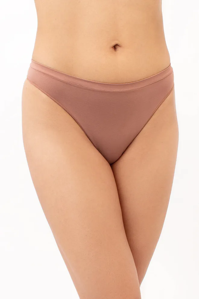 Жіночі безшовні трусики стрінги STRING BRIEFS COLOR Giulia (mokko), коричневий